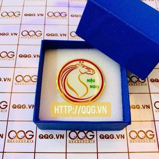 Huy hiệu cài áo, logo cài áo bằng kim loại, pin cài áo