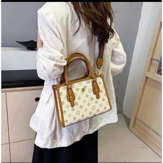 TÚI XÁCH NỮ HỌA TIẾT CỔ ĐIỂN, SANG TRỌNG MỌI GÓC NHÌN WH820 - WINNIE HOUSE