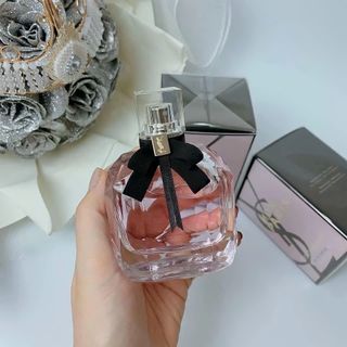 Nước Hoa Nữ YSLMon Paris EDP - Gợi Cảm, Ngọt Ngào