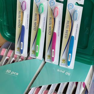 HỢP TÁC CÙNG BÀN CHẢI ĐÁNH RĂNG SUWADEE ĐƯỢC SẢN XUẤT BỞI CÔNG TY NHỰA HOA THÁI