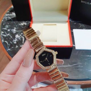 SALE BỎ MẪU ĐỒNG HỒ NỮ THỜI TRANG DIO LỤC GIÁC