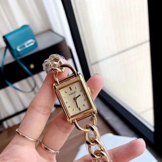 SALE BỎ MẪU ĐỒNG HỒ NỮ THỜI TRANG GUZCI MẶT CHỮ NHẬT DÂY LẮC
