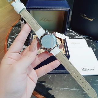 SALE BỎ MẪU ĐỒNG HỒ NỮ TRUNG CẤP CHOBARD DÂY DA MẶT ĐÁ RƠI