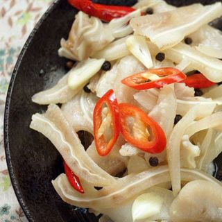 TAI HEO THÙNG