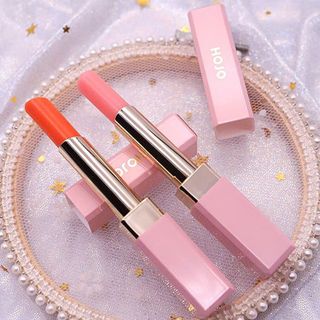 Son dưỡng môi có màu Hojo