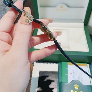 SALE BỎ MẪU ĐỒNG HỒ NỮ THỜI TRANG ROLET DA CHỮ NHẬT MINI