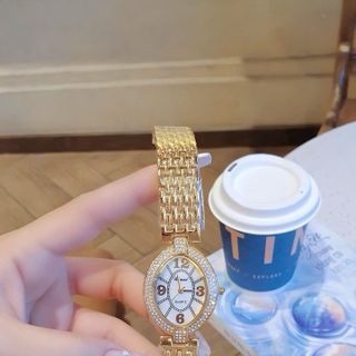 SALE BỎ MẪU ĐỒNG HỒ THỜI TRANG NỮ CHOPAD MẶT VIỀN ĐÁ