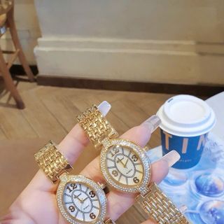 SALE BỎ MẪU ĐỒNG HỒ THỜI TRANG NỮ CHOPAD MẶT VIỀN ĐÁ