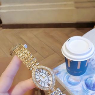 SALE BỎ MẪU ĐỒNG HỒ THỜI TRANG NỮ CHOPAD MẶT VIỀN ĐÁ