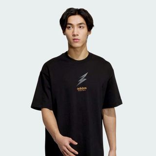 Áo phông phong cách bóng rổ cho nam giới.  Chất liệu: cotton lạnh dệt, với độ co giãn thoải mái.