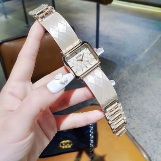 SALE BỎ MẪU ĐỒNG HỒ NỮ THỜI TRANG GUEZ MẶT VUÔNG DÂY NHỰA