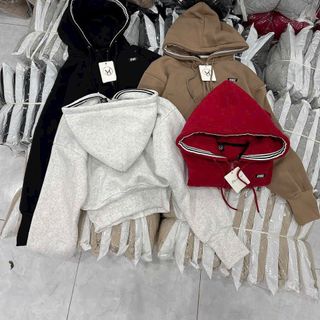 Áo khoác dáng lửng logo thêu  Miu  nón rộng chạy viền có túi trong chất nỉ bông dày mịn freesize dưới 65kg