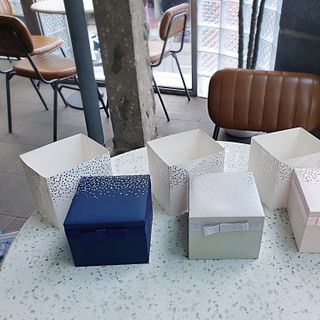 HỘP ĐỰNG ĐỒNG HỒ SANG TRỌNG CHẤT LIỆU GỖ BỌC VẢI