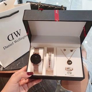 SET ĐỒNG HỒ CAO CẤP DANIEL W TRÒN VÀ BỘ TRANG SỨC