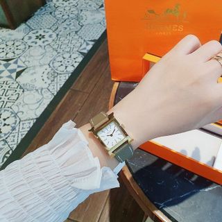 ĐỒNG HỒ NỮ CAO CẤP HERMEC DÂY DA MẶT TIA NIỀNG VÀNG