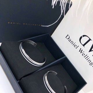 CUFF CAO CẤP DANIEL W BẠC V2 FULLBOX