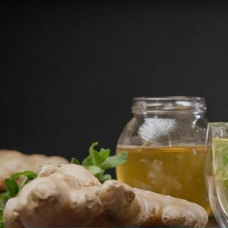 Mật ong hoa rừng Mộc Châu 450g ONG VÀNG