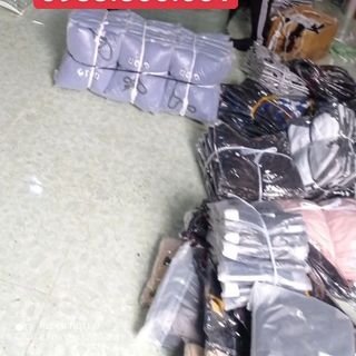 tuyển nhà bán sỉ, ctv phân phối nghành hàng thời trang, cung cấp đầy đủ chứng từ hoá đơn hàng hoá, nhãn mác, ace yên tâm bán nhé