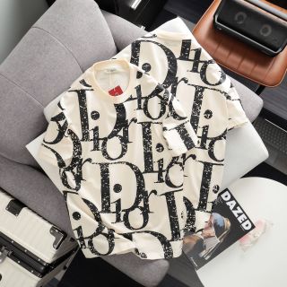 Áo thun nam. Chất cotton 4c , co giãn tốt , vải cực mịn , thấm hút tốt, Chất đẹp thoáng mát, dễ mặc.