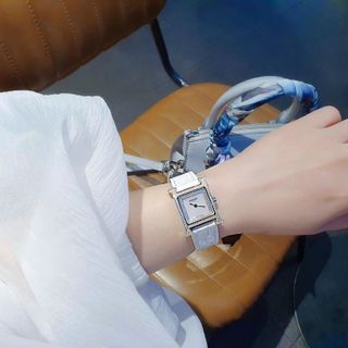 ĐỒNG HỒ NỮ CAO CẤP HERMEC HÊURE H DÂY DA MẶT VIỀN HỘT