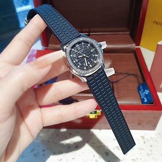 ĐỒNG HỒ NỮ CAO CẤP PHATEK NAUTILUS MẶT VUÔNG CAO SU