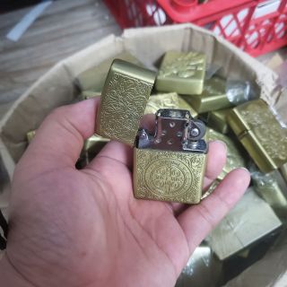 Bật lửa Zippo