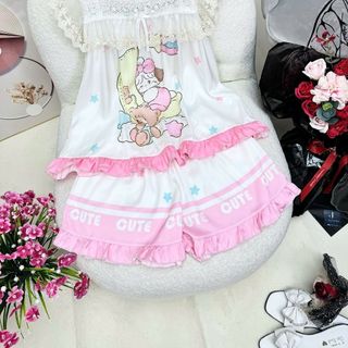 Bộ đùi lụa latinh cổ vuông phối ren