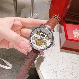 SALE BỎ MẪU ĐỒNG HỒ NAM TRUNG CẤP  PATEK MÁY CƠ DÂY DA SỐ LA MÃ LỘ MÁY