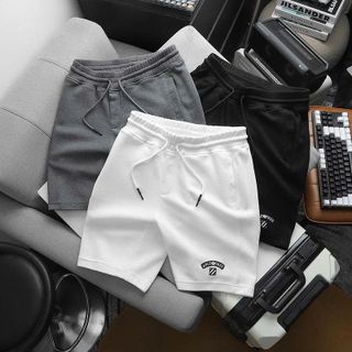 Quần Short thun Nam thuê Logo Chữ