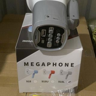 Loa phóng thanh Megaphone918L (Có bluetooth,thẻ nhớ,usb, kèm 2 viên pin)