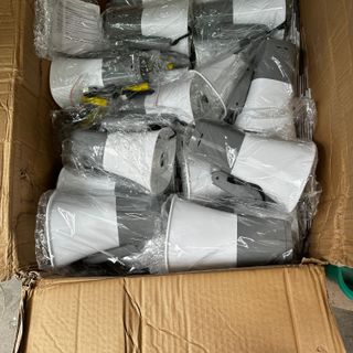 Loa phóng thanh Megaphone918L (Có bluetooth,thẻ nhớ,usb, kèm 2 viên pin)