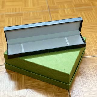 HỘP DA ĐỰNG ĐỒNG HỒ DÀI