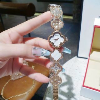 SALE BỎ MẪU ĐỒNG HỒ NỮ THỜI TRANG VANCLEF LẮC HOA MÀU