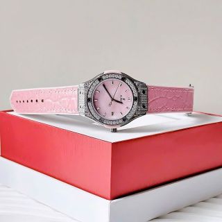 ĐỒNG HỒ NỮ CAO CẤP HUPLOT VIỀN FULL ĐÁ HỒNG PASTEL