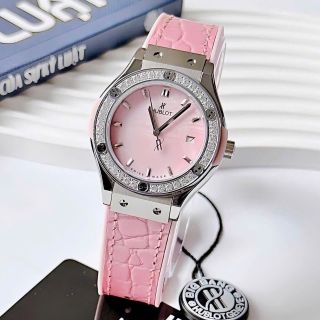 ĐỒNG HỒ NỮ CAO CẤP HUPLOT 1 VIỀN ĐÁ HỒNG PASTEL