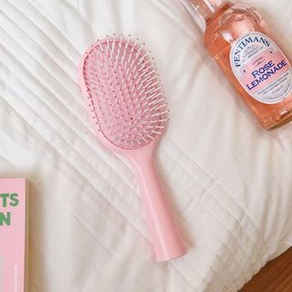 LƯỢC CHẢI TÓC CHỐNG TĨNH ĐIỆN MASSAGE DA ĐẦU