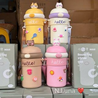 BÌNH NƯỚC THỦY TINH HÌNH GẤU, THỎ, HỔ, MÈO 450ML KÈM DÂY ĐEO
