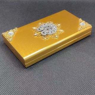 Hộp đựng thuốc lá bông đính đá nắp trượt hợp kim . hộp mỏng, dày , vừa ( HÀNG GIÁ TẬN XƯỞNG )
