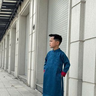 Sỉ buôn áo dài bé trai - mẫu gấm dệt