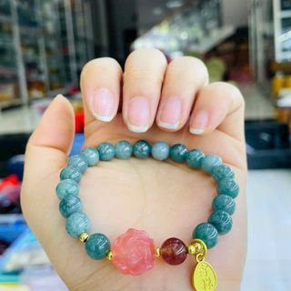 Vòng đá lam ngọc tự nhiên mix charm đá nam hồng
