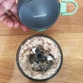 MÁY XAY MINI KÉO TAY LOCK&LOCK – MINI PULL CHOPPER