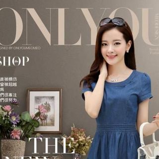 Đầm Jean Xòe size M, L: Xếp Ly Eo Thời Trang Sale 125.000đ