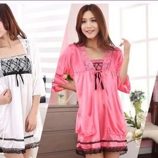 Bộ đầm ngủ kèm áo khoác. Mã sản phẩm: 91933