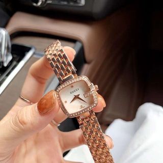 SALE BỎ MẪU ĐỒNG HỒ NỮ THỜI TRANG GUCHI MẶT VUÔNG MINI