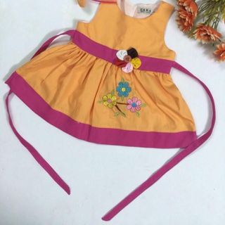 472 Đầm bé gái thêu bông kèm cài. Ri 8