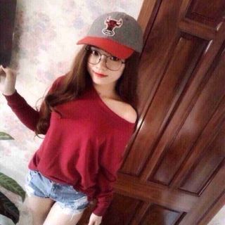 Áo thun trễ vai dài tay