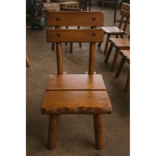 GHẾ TỰA GỖ THÔNG PHONG CÁCH WABI-SABI
