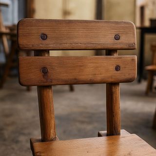 GHẾ TỰA GỖ THÔNG PHONG CÁCH WABI-SABI
