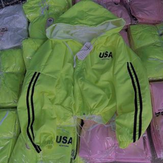 Áo Khoác Dù Dơi USA Chạy Sọc Phối Nón Lớn Che Nắng Cực Tốt