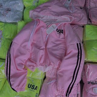 Áo Khoác Dù Dơi Nữ USA Chạy Sọc Phối Nón Lớn Che Nắng Cực Tốt